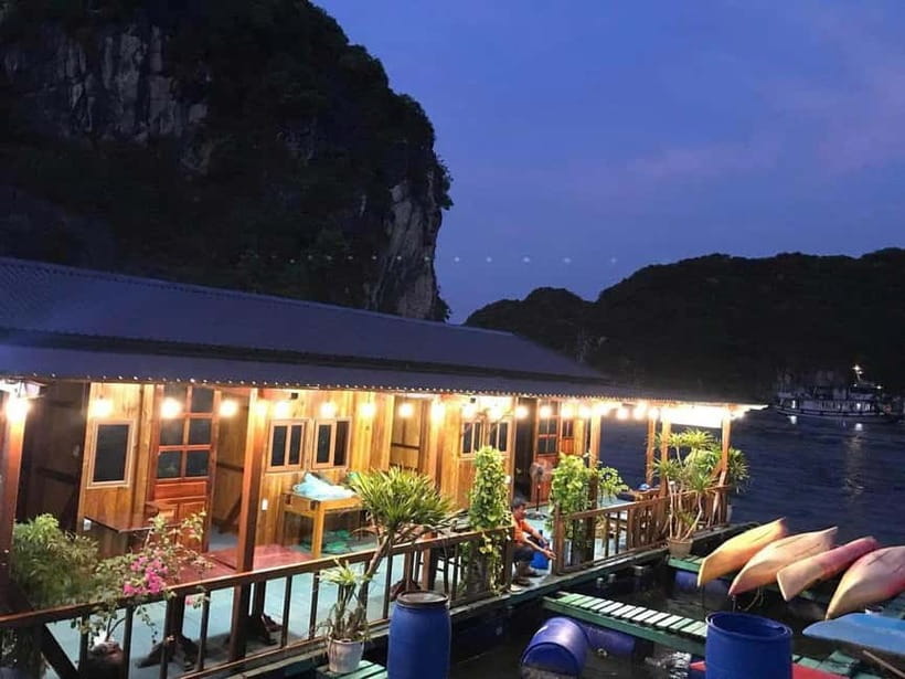 CAT BA :2D1N Lan Ha bay-Ha Long bay with Plankton Excursion - Why the plankton makes this cruise different