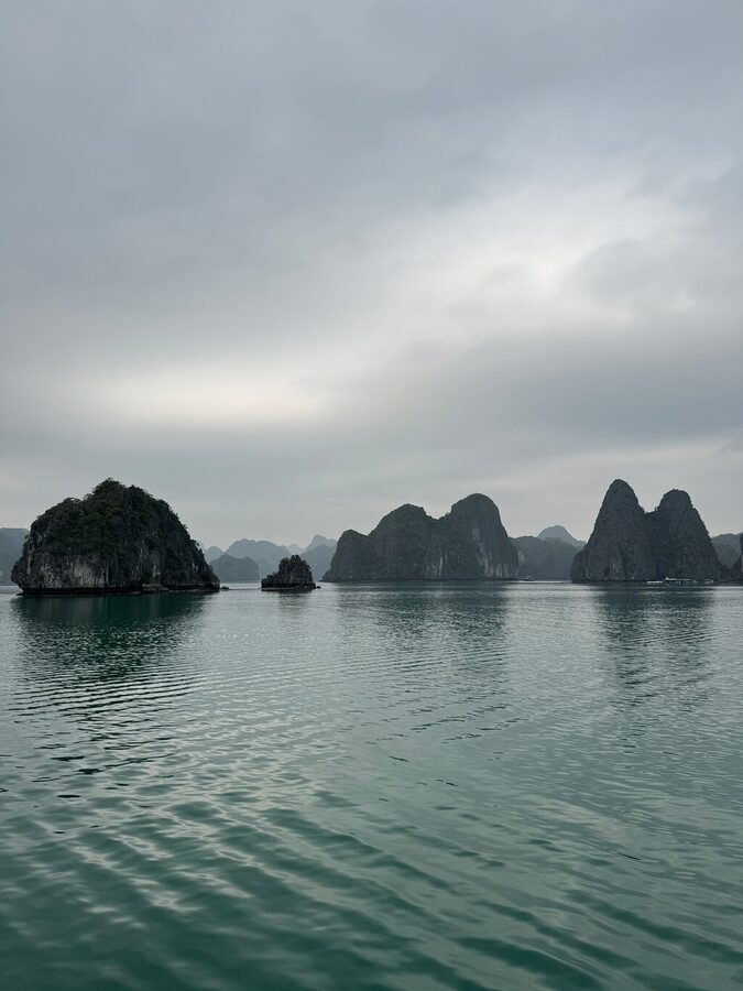 Cat Ba Island: Full-day Tour Lan Ha Bay with Luxury Cruise - Kayaking through lagoons and limestone karsts