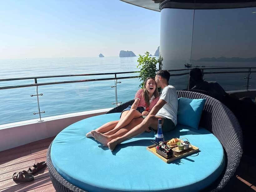 Cat Ba Island: Lan Ha Bay Full-Day with Luxury Cruise - How much value do you get for $38?