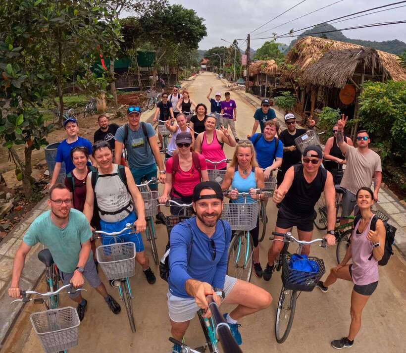 Cat Ba: Lan Ha, HaLong bay full day- biking, kayaking, lunch - A boat day with more than bay views