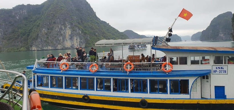 Cat Ba: Lan Ha, HaLong bay full day- biking, kayaking, lunch - Leaving Beo Harbour through Lan Ha Bay