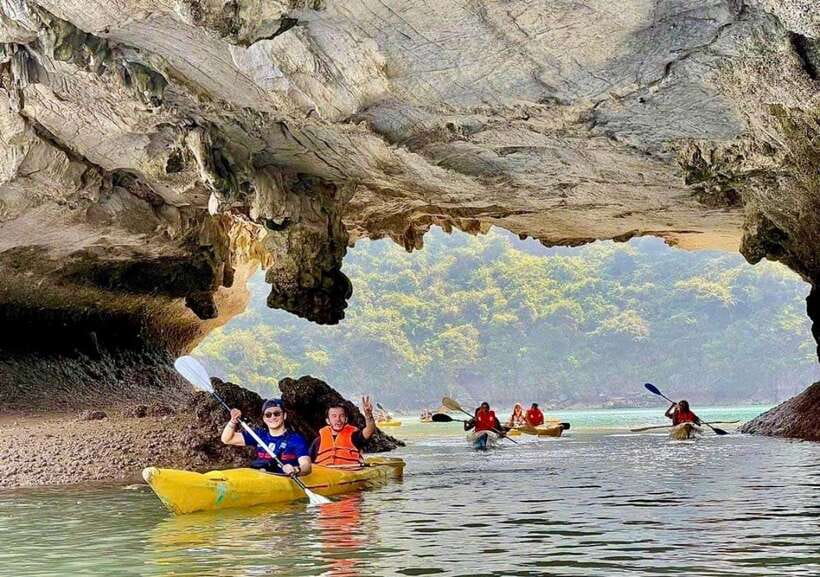 Cat Ba National Park, Lan Ha Bay 2 Days 1 Night Adventure - Ba Trai Dao Beach and the fish farm