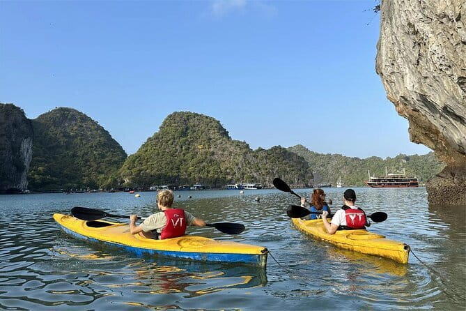 Cat Ba Tour 2 Days 1 Night, Enjoy A Full Day On Lan Ha Bay - Seafood lunch and the rhythm of a shared cruise
