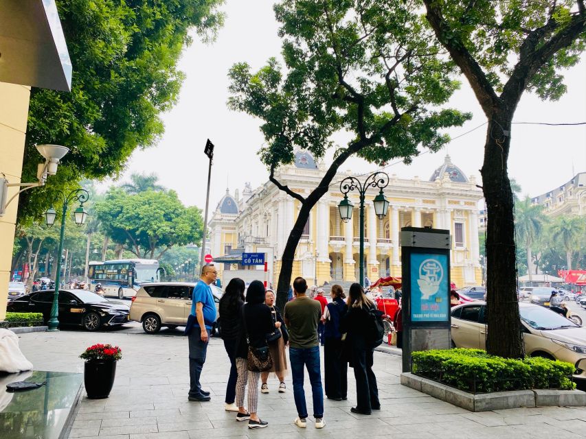 Coffee, History, and Architecture of the French Quarter - Key things to know before you book
