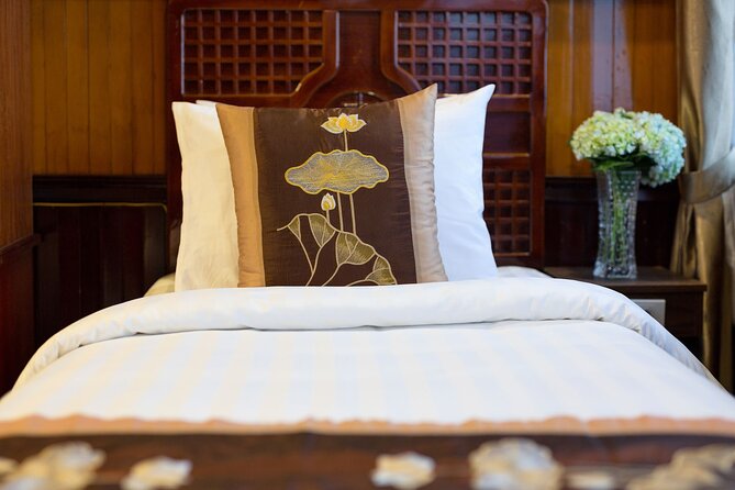 CozyBay Boutique 2D1N Kayak, Swiming ,Titop, Cave, Expressway way - Is $122 good value?