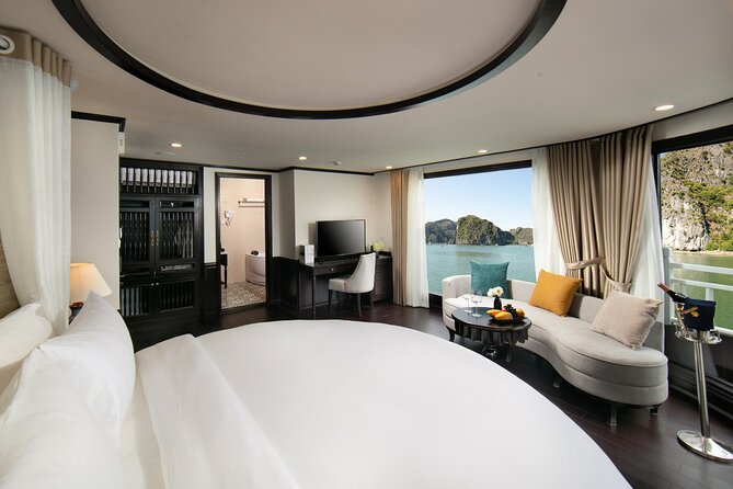 Discover Ha Long Bay in 2 Days and 1 Night Cruise Experience - Early Tai Chi and the second morning
