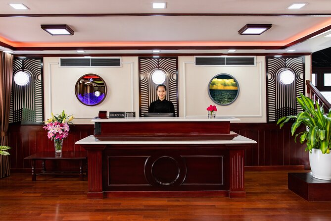 Dora Cruise - Luxury 5 Star Cruise in Halong Bay & Lan Ha Bay (2D1N) - Day two: Tai Chi, cave scenery, and the return