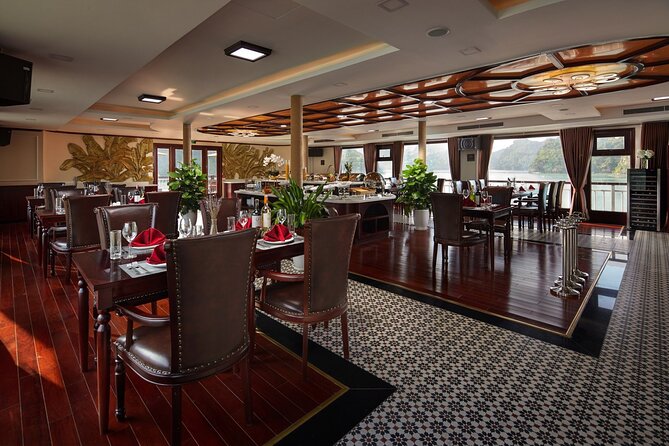 Dora Cruise - Luxury 5 Star Cruise in Halong Bay & Lan Ha Bay (2D1N) - Why Lan Ha Bay changes the feel of the cruise