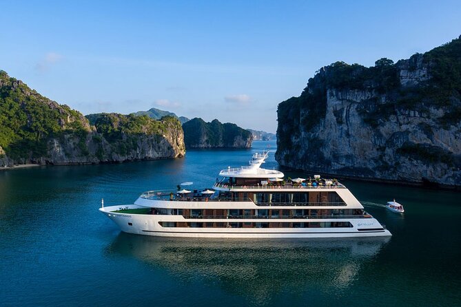 Elite of The Seas - Top Vip Luxury Cruise in Halong Bay ( 2D1N ) - Day two: Tai Chi, breakfast, and Dark and Bright Cave