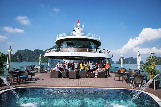 Elite of The Seas - Unique Luxury 3 Days Cruise in Halong & Lan Ha Bay - Day two: Tai Chi, golf, and Viet Hai Village