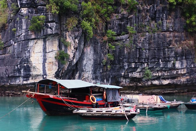 Excursion to Ha Long Bay with Titop Island and kayaking in Luon Cave - The sunset gathering on the return cruise