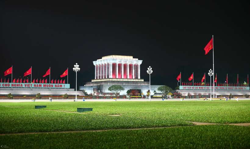 Explore Hanoi Old City By Cycling Tour With Small Groups - Banana Island and the Red River edge