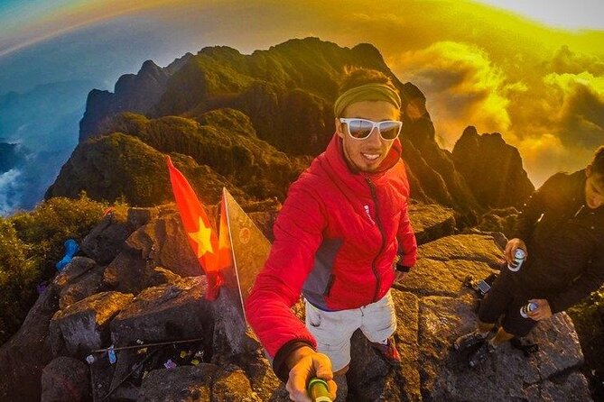 Fansipan Mount Trekking 1 Day - Reaching Fansipan between noon and 1:00 pm
