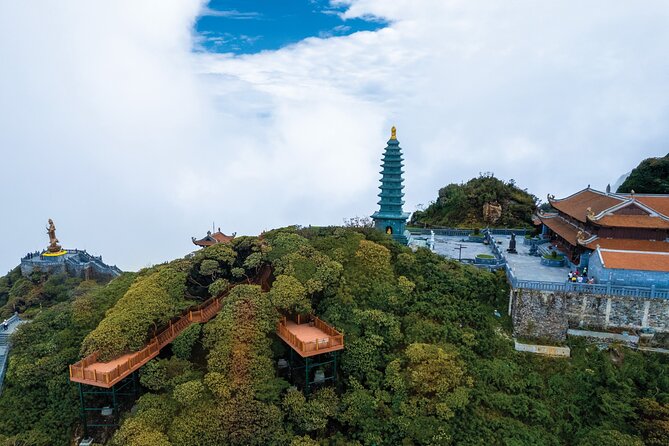 Fansipan Peak And Cat Cat Village In 2D1N From Hanoi - Fansipan cable car and the final 600 steps