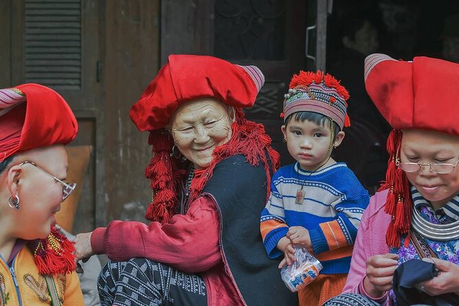 Fansipan Peak And Cat Cat Village In 2D1N From Hanoi - Evening in Sapa after dinner