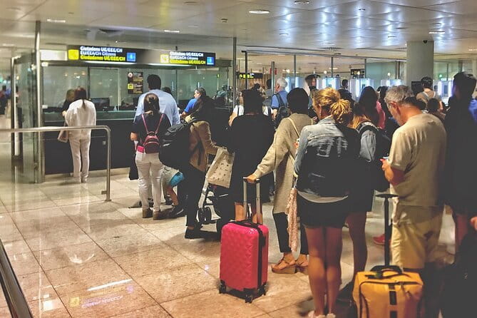 Fast Track VIP Service Noi Bai Airport (Hanoi - Vietnam) - Why fast-track help matters at Noi Bai