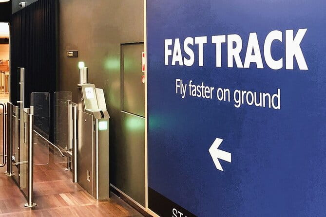 Fast Track VIP Service Noi Bai Airport (Hanoi - Vietnam) - Arrival at Noi Bai, from visa steps to your car