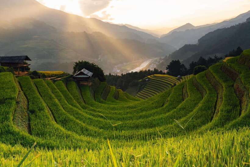 From Hanoi: 1-day Sapa Trekking Tour With Overnight Bus - What this one-day Sapa trip really is