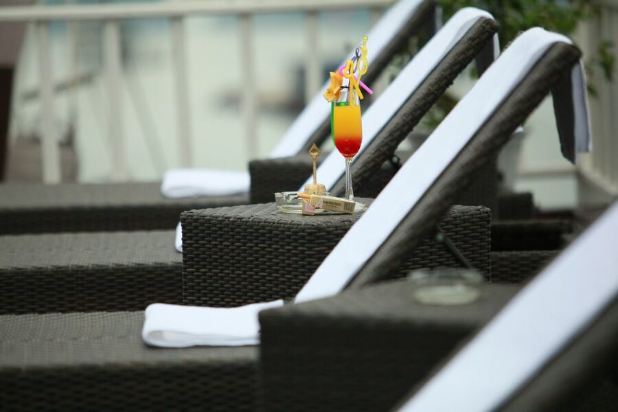 From Hanoi: 2-Day & 1 Night Halong Bay Tour - An evening aboard the junk boat