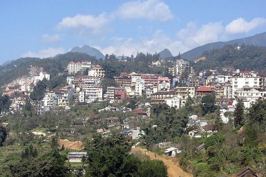 From Hanoi: 2-Day 2-Night Sapa Tour by Overnight Train - Day 2: Y Linh Ho, Lao Chai, and Ta Van
