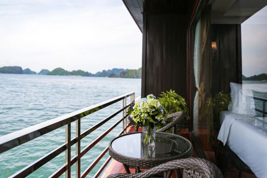 From Hanoi: 2-Day Halong and Lan Ha Bay La Pandora Cruise - Who should book La Pandora Cruise