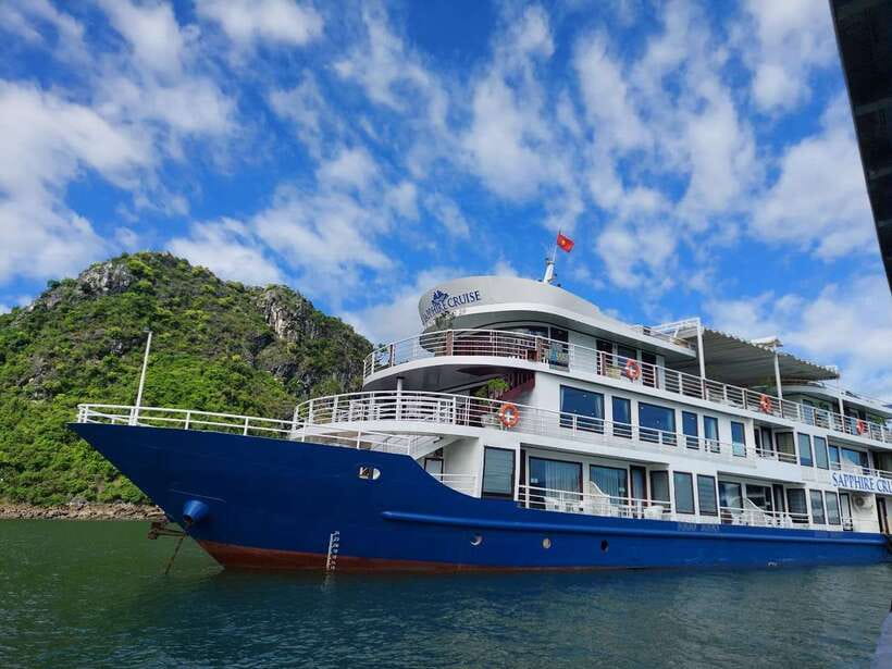 From Hanoi: 2-Day Halong Sapphire Cruise with Balcony Cabin - At a glance