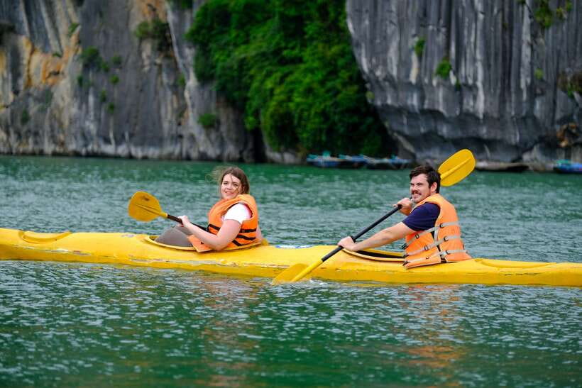 From Hanoi: 2-Day Halong Sapphire Cruise with Balcony Cabin - Brunch, checkout, and the return to Hanoi