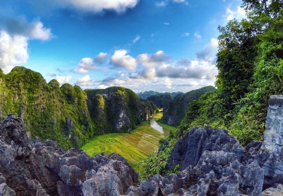 From Hanoi: 2-Day Ninh Binh Tour with Accommodation & Meals - Key points to know