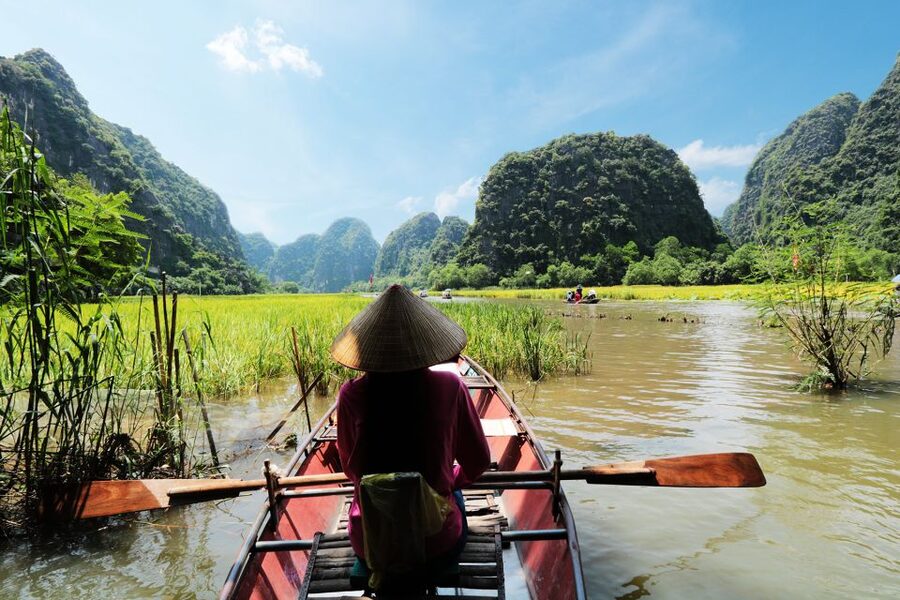 From Hanoi: 2-Day Ninh Binh Tour with Accommodation & Meals - Tam Coc or Trang An: choose carefully