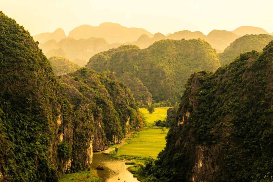 From Hanoi: 2-Day Ninh Binh Tour with Accommodation & Meals - Why two days works better than one