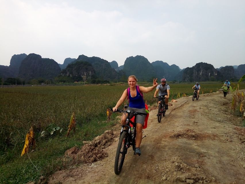 From Hanoi: 2-Day Ninh Binh Tour with Accommodation & Meals - Thung Nham Bird Valley by sampan