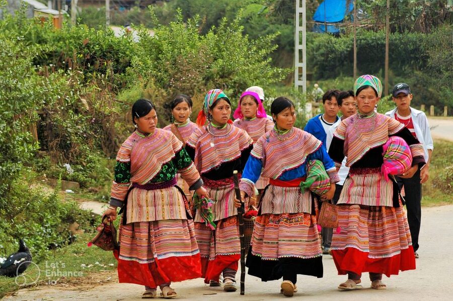 From Hanoi: 2-Day Sapa-Fansipan Peak & Trek & Ha Giang Bus - Lunch, free time, and the trip back