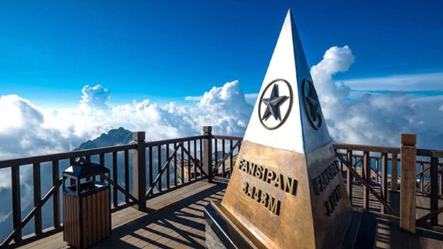 From Hanoi: 2-Day Sapa Limo Bus Tour & Fansipan Peak Visit - The six-hour journey from Hanoi to Sapa
