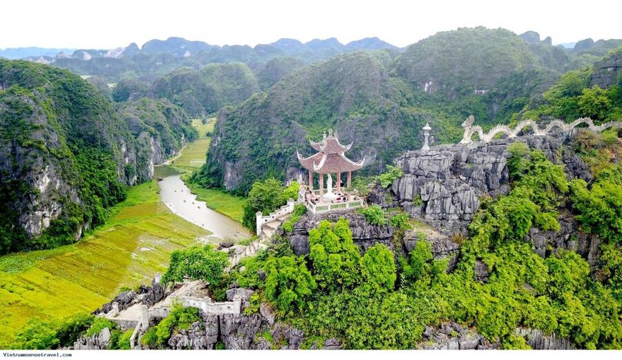 From Hanoi: 3-Day Luxury Tour Ninh Binh & Ha Long Bay Cruise - Sunset, dinner, and night activities