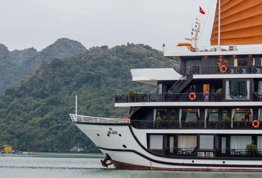 From Hanoi: 3D2N Ninh Binh & Ha Long - Lan Ha Bay Cruise - Hoa Lu and the old capital