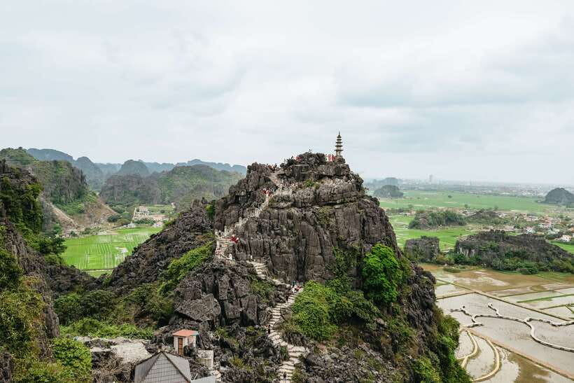 From Hanoi: Full-Day Ninh Binh Highlights Small Group Tour - Cycling the country roads to Bich Dong Pagoda