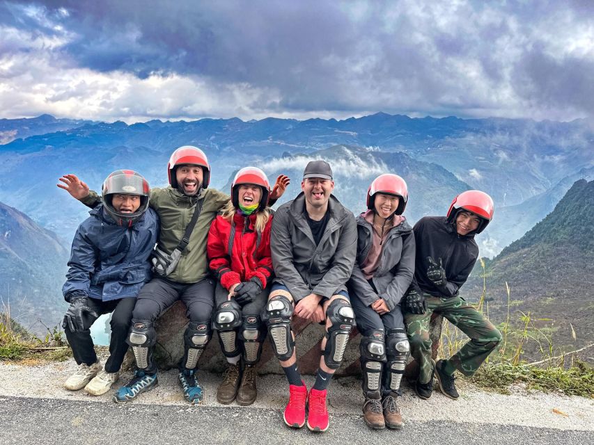 From Hanoi: Ha Giang Loop 3-Night 3-Day with Easy Rider - Day one: Chin Khoanh Pass and the Hmong King Palace