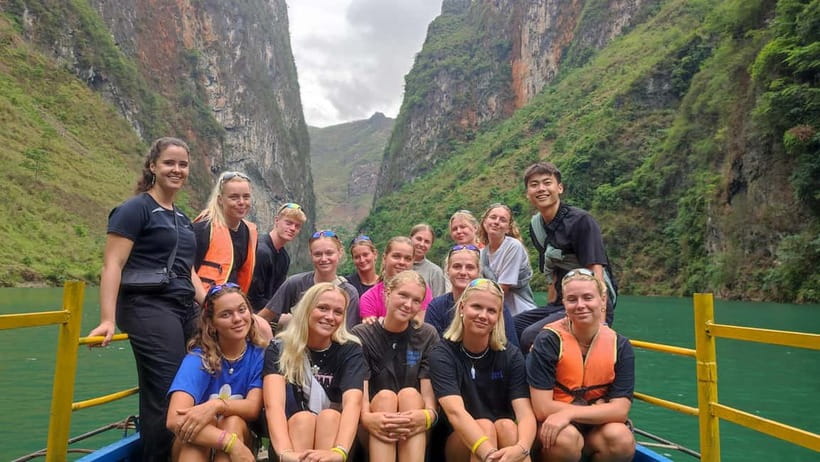 From Hanoi: Ha Giang Loop Motorbike Tours 3-Days 2-Nights - Day 1: Bac Sum Pass, Heaven Gate, and Dong Van