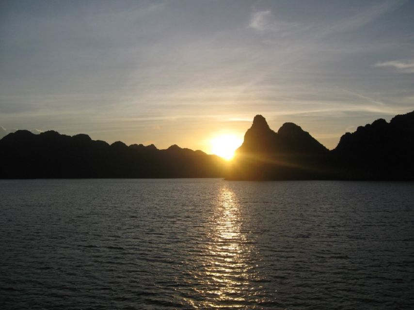 From Hanoi: Ha Long - Bai Tu Long Bay 2-Day 1-Night Cruise - Why Bai Tu Long Bay may suit you better than central Ha Long Bay