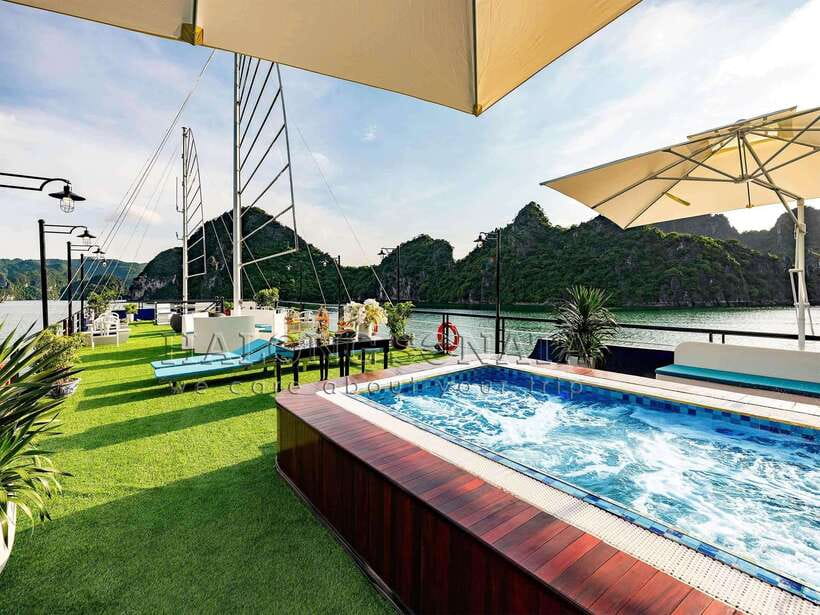 From Hanoi: Ha Long Bay Luxury Cruise with Big & Small Group - A Full Ha Long Bay Day From Hanoi