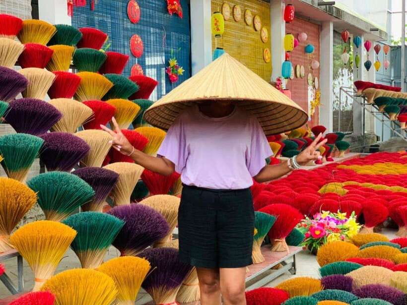 From Hanoi: Half-Day Tour to Incense & Hat Villages - Why these two craft villages are worth your afternoon