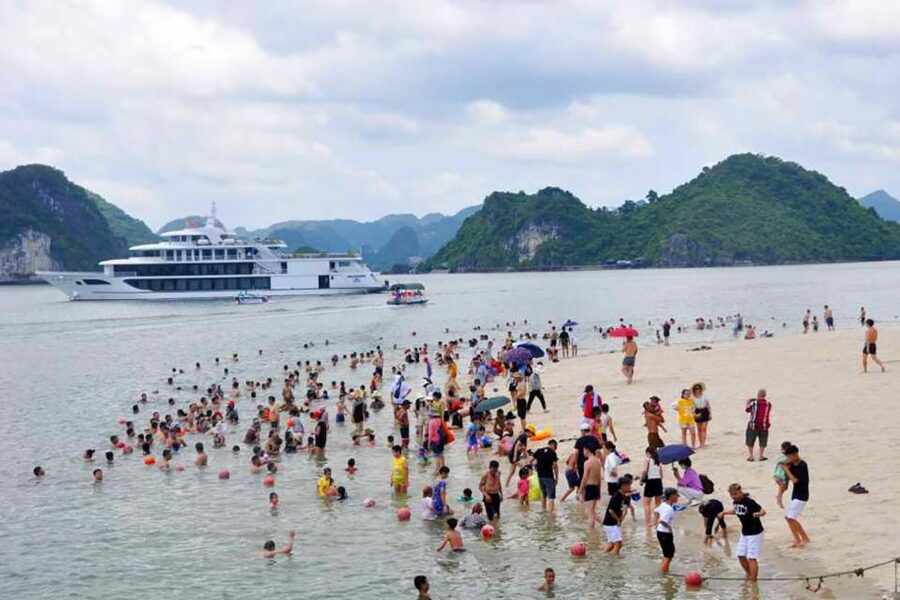 From Hanoi: Halong Bay 1 Day Trip Visit Cave, Island, Kayak - Key points at a glance