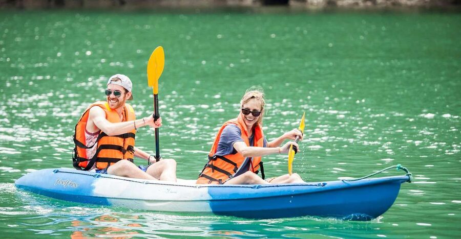From Hanoi: Halong Bay 1 Day Trip Visit Cave, Island, Kayak - What a $47 Halong Bay day really gives you