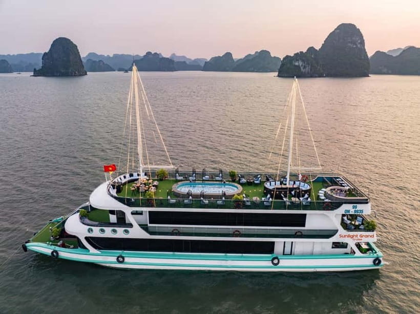 From Hanoi: Halong bay Luxury tour on 5 star cruise - The early Hanoi pickup and highway ride
