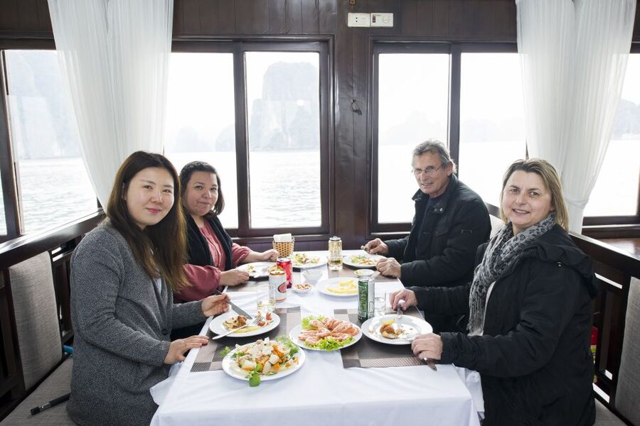 From Hanoi: Halong day trip, Route 2, 6hours, Small group - What the guide can add to the day