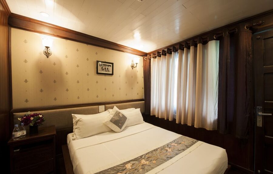 From Hanoi: Halong Explorer 3-Day Deluxe Cruise - Practical details that affect your choice