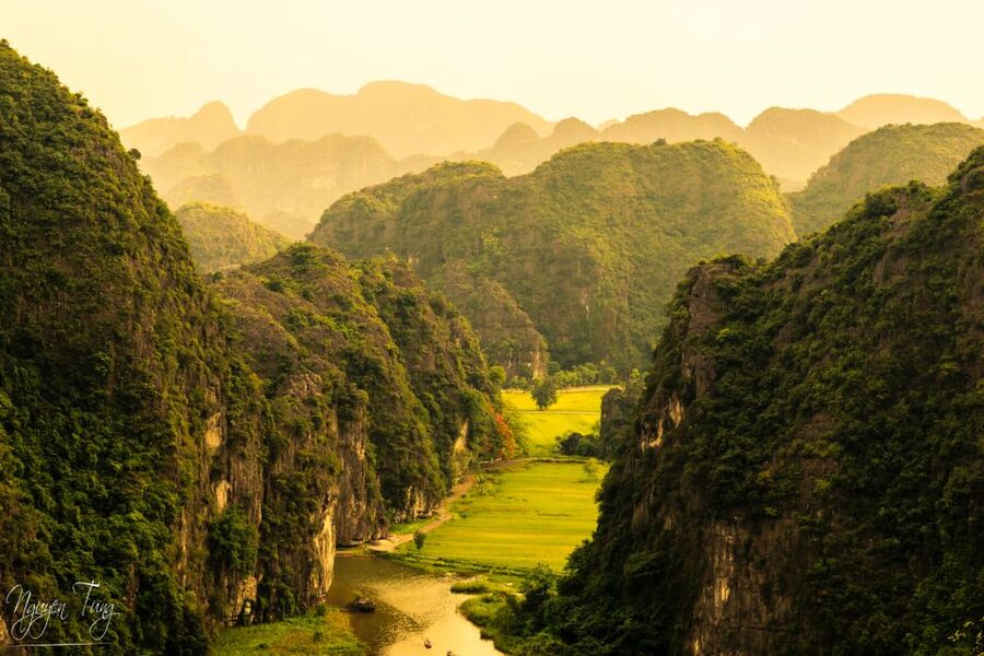From Hanoi: Hoa Lu, Hang Mua Hike, Tam Coc Boat, and Lunch - Why this Hanoi day trip works