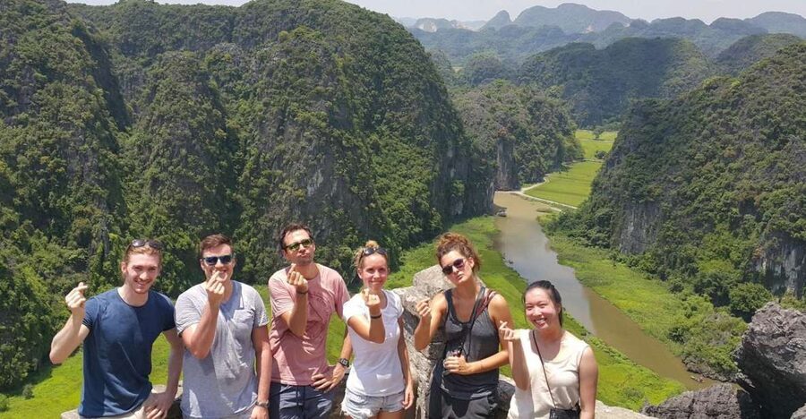 From Hanoi: Hoa Lu, Hang Mua Hike, Tam Coc Boat, and Lunch - The early ride from Hoan Kiem to Ninh Binh