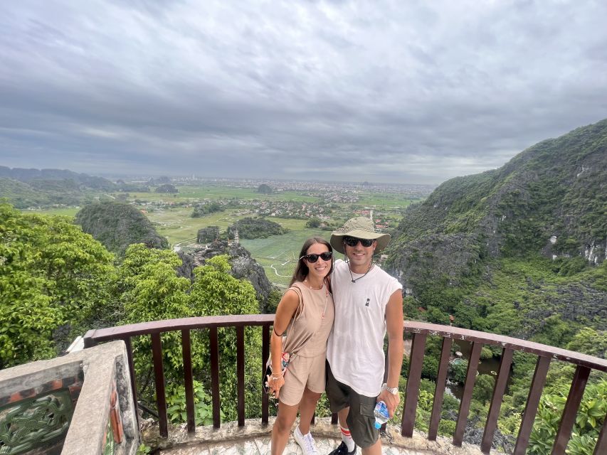 From Hanoi: Hoa Lu, Mua Cave and Tam Coc Full-Day Trip - The Ngo Dong River and three Tam Coc caves