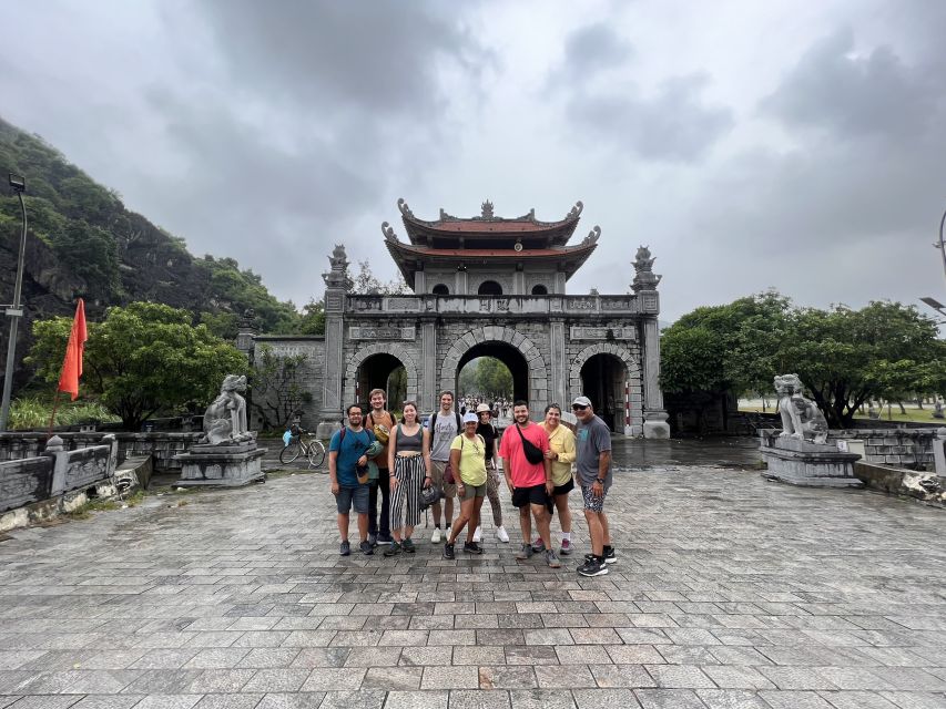 From Hanoi: Hoa Lu, Mua Cave and Tam Coc Full-Day Trip - How the transport and timing affect your day